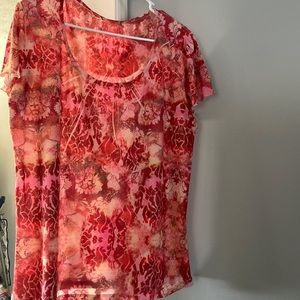 Women’s short-sleeve blouse